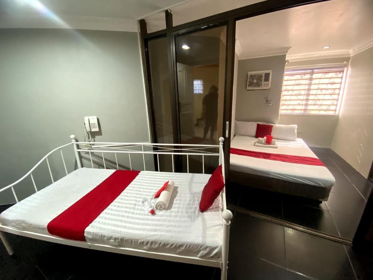Oyo 104 Manila Venetian Hotel Εξωτερικό φωτογραφία