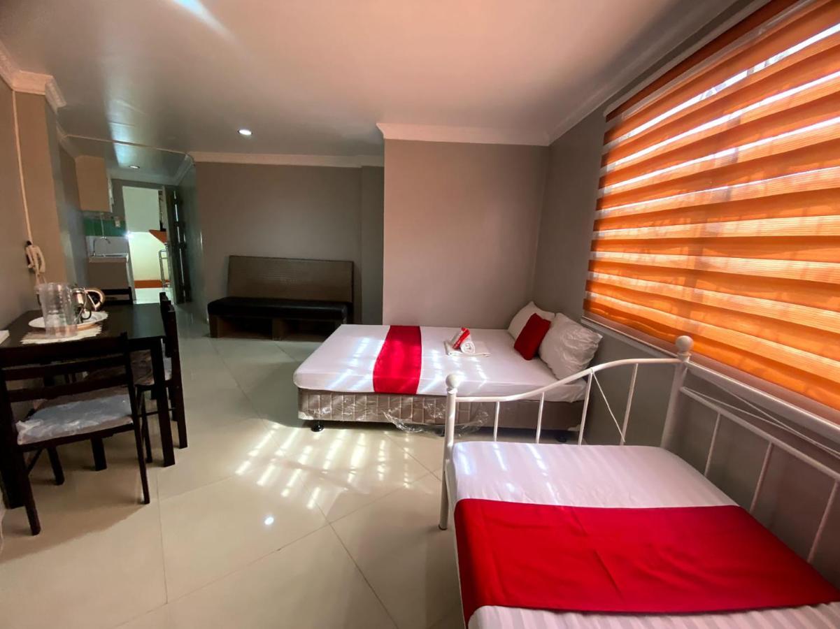 Oyo 104 Manila Venetian Hotel Εξωτερικό φωτογραφία
