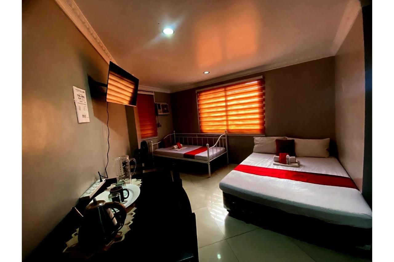 Oyo 104 Manila Venetian Hotel Εξωτερικό φωτογραφία
