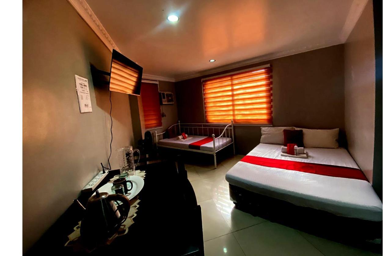 Oyo 104 Manila Venetian Hotel Εξωτερικό φωτογραφία