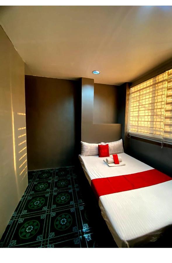 Oyo 104 Manila Venetian Hotel Εξωτερικό φωτογραφία